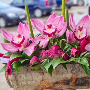 Aranžmani za godišnjice – 010 Korpa sa orhidejama