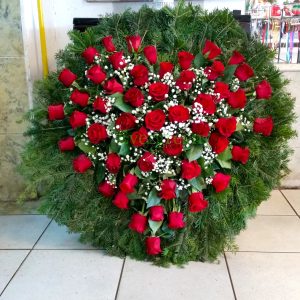 Venac – 009 Venac od ruža u obliku srca