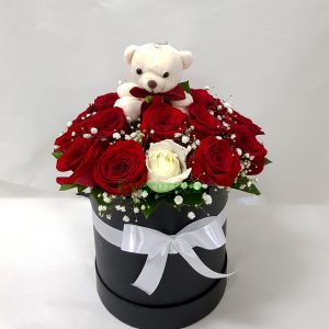 Aranžmani u kutiji – Flower Box – 023 Za 18-ti rodjendan