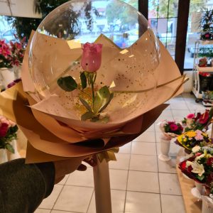 Aranžmani za rođendan – 013 – Ruža u balonu