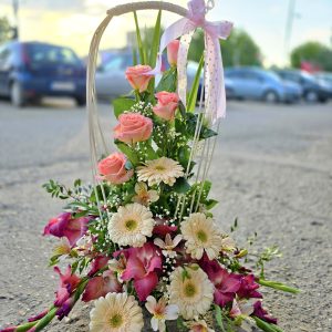 Aranžmani za venčanja – 019 orhideja ruza ljiljan
