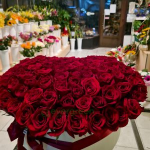 Korpa 101 ruža – 016 101 ruža Zrenjanin