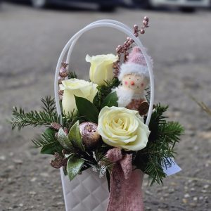 Novogodišnji aranžmani – 030 – Novogodisnji cvetni aranzman