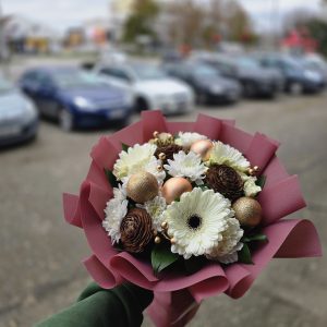 Novogodišnji aranžmani – 035 – Novogodisnji cvetni aranzman