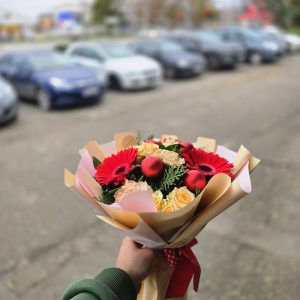 Novogodišnji aranžmani – 036 – Novogodisnji cvetni aranzman